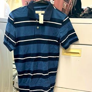 Aeropostale in good condition it’s a size extra small